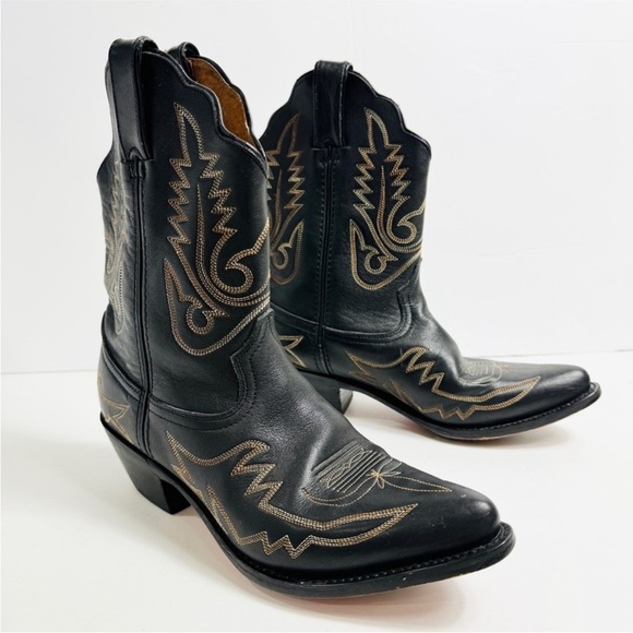 Santa Fe beautiful black with brown/ tan stitching EUC - Picture 1 of 13
